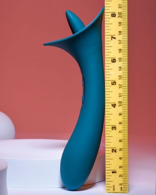 Playboy Pleasure True Indulgence Vibrator 21 Cm